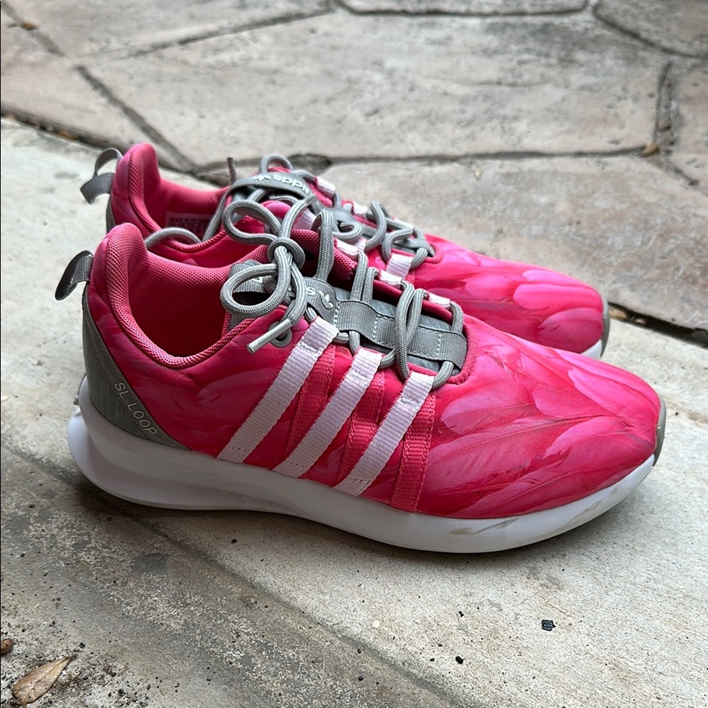 Women's Pink Athletic Shoes